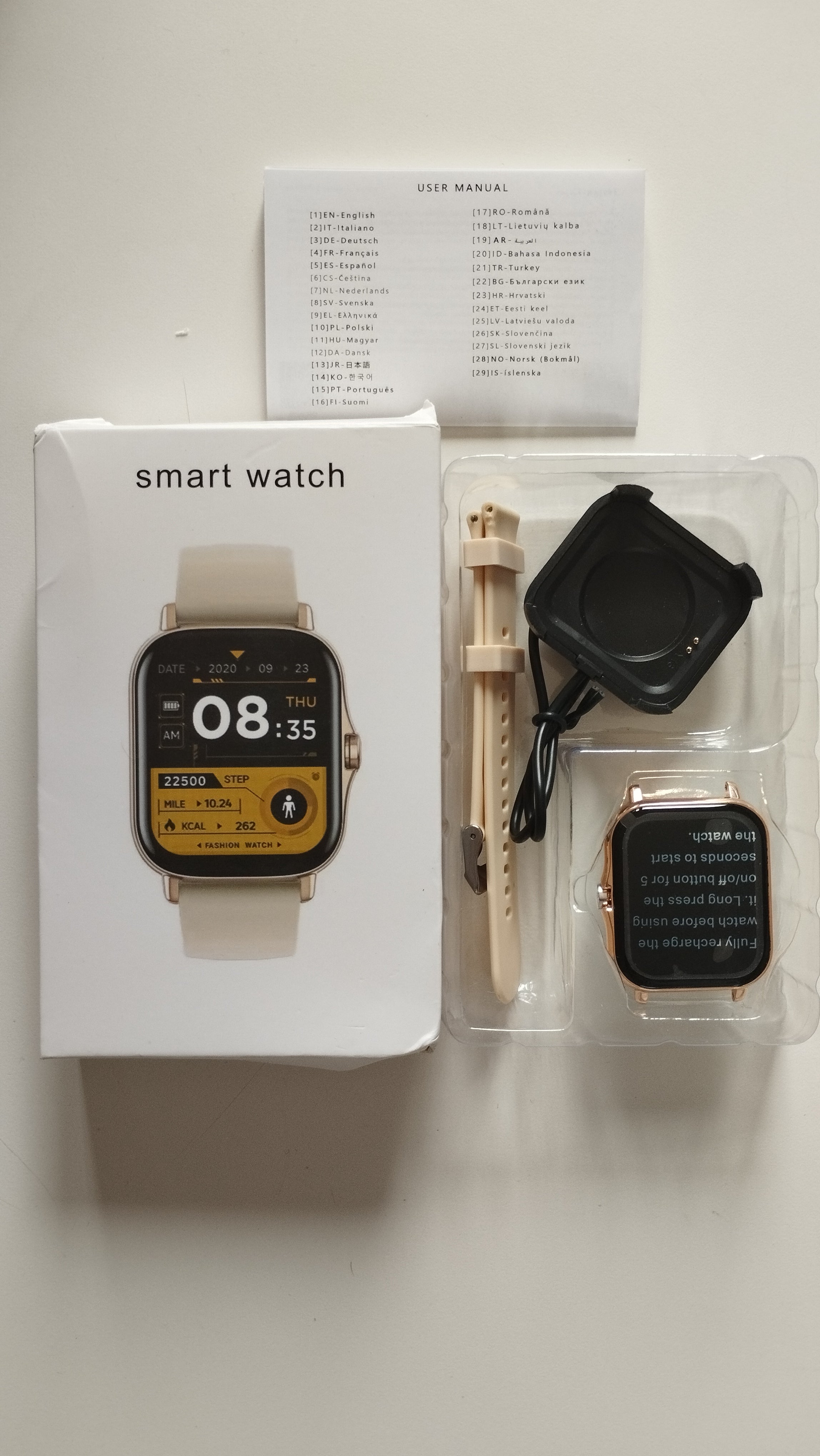 Montre Connectée Mixte Élégante — Résistante à l'Eau, Suivi Santé, 4 Coloris