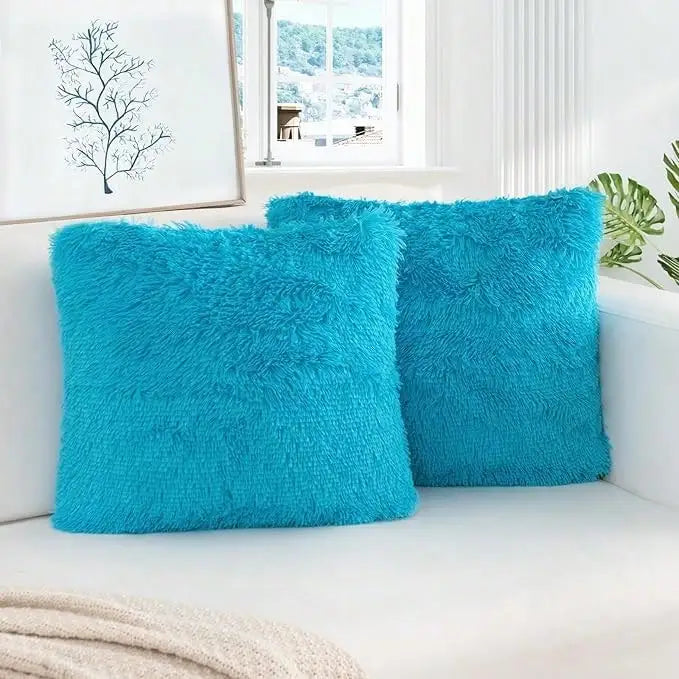 Lot de 2 housses de coussin en fausse fourrure