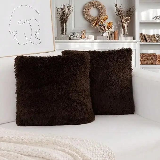 Lot de 2 housses de coussin en fausse fourrure
