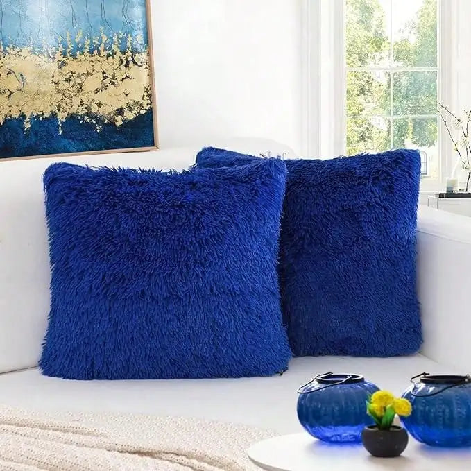 Lot de 2 housses de coussin en fausse fourrure