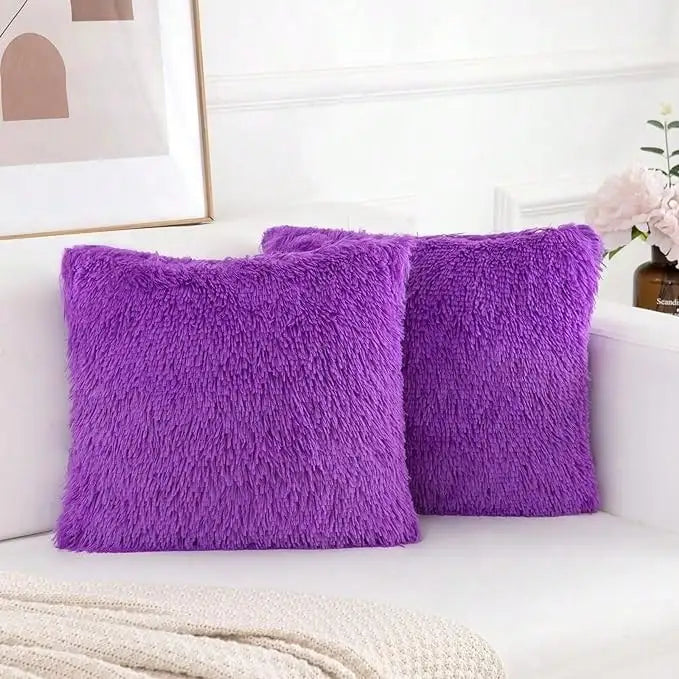 Lot de 2 housses de coussin en fausse fourrure