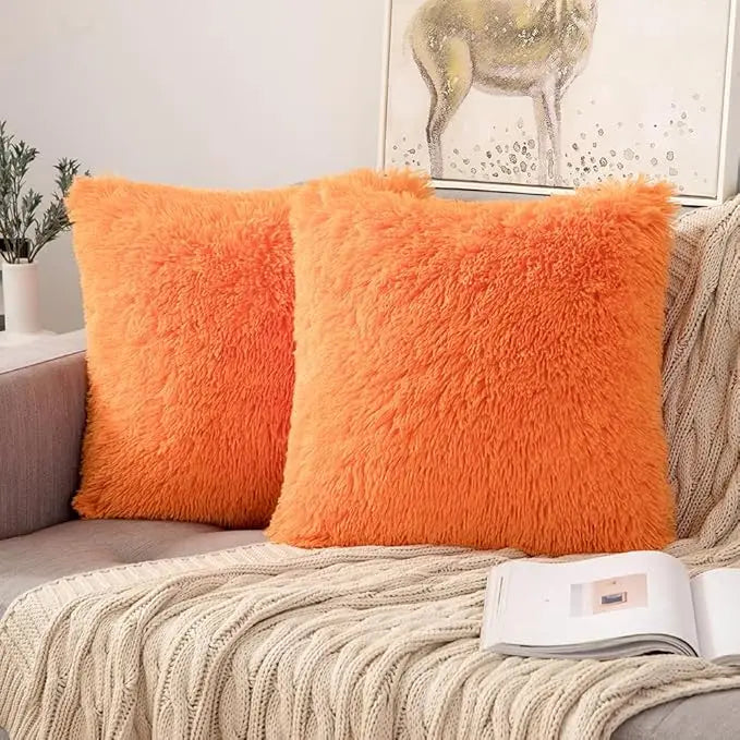 Lot de 2 housses de coussin en fausse fourrure